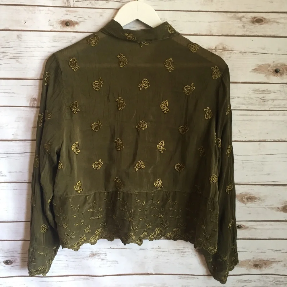 JOHNNY WAS Olive Green ROSES Embroidered Top - Picture 2 of 8